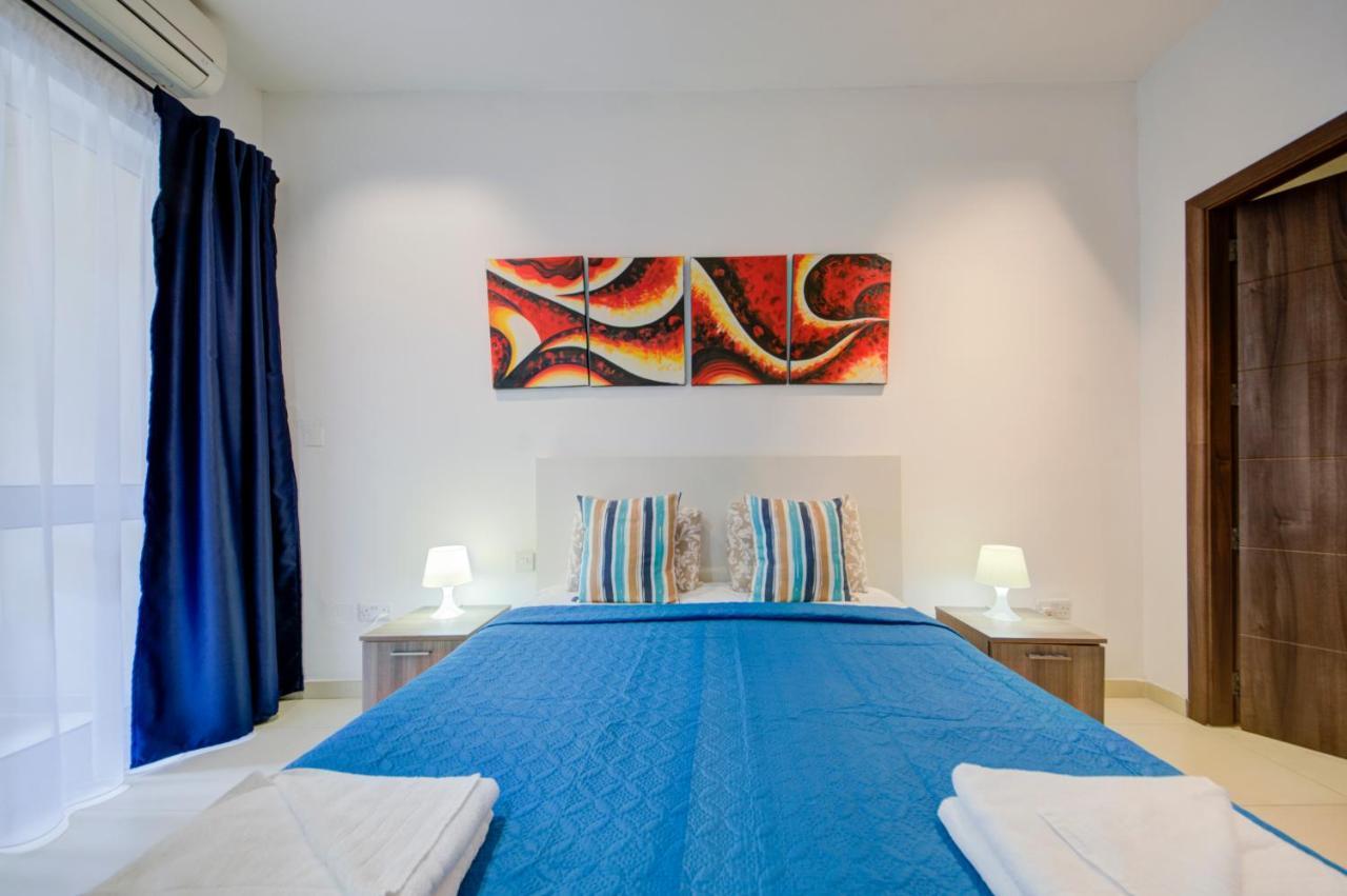 St Julians 2 Bedroom Apartment With Commanding Seaviews By Shortletsmalta St. Julian's Zewnętrze zdjęcie